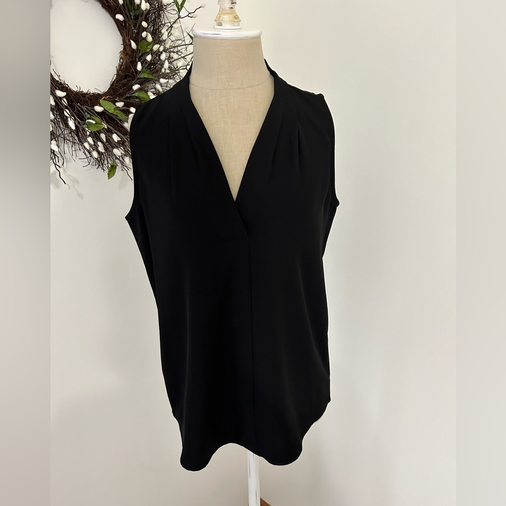 EUC Calvin Klein sleeveless top